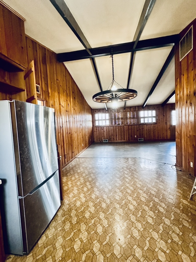 1111 N Bell Avenue, Pontiac, IL 61764