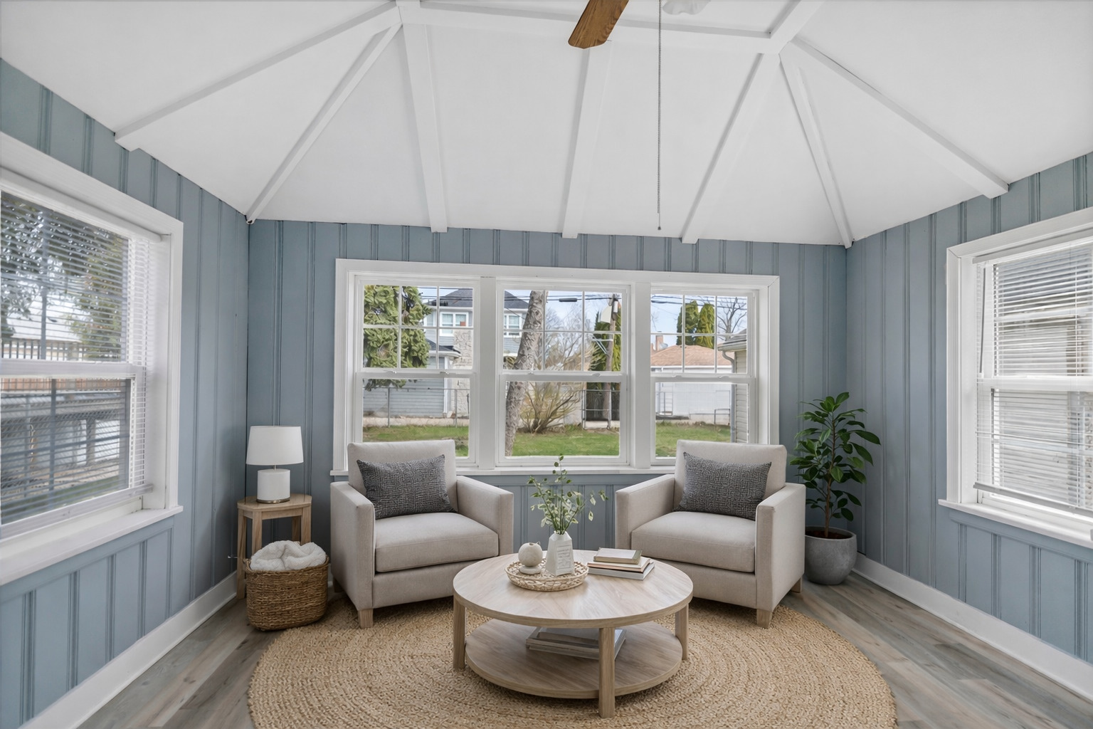 7418 W Clarence Avenue, Chicago, IL 60631