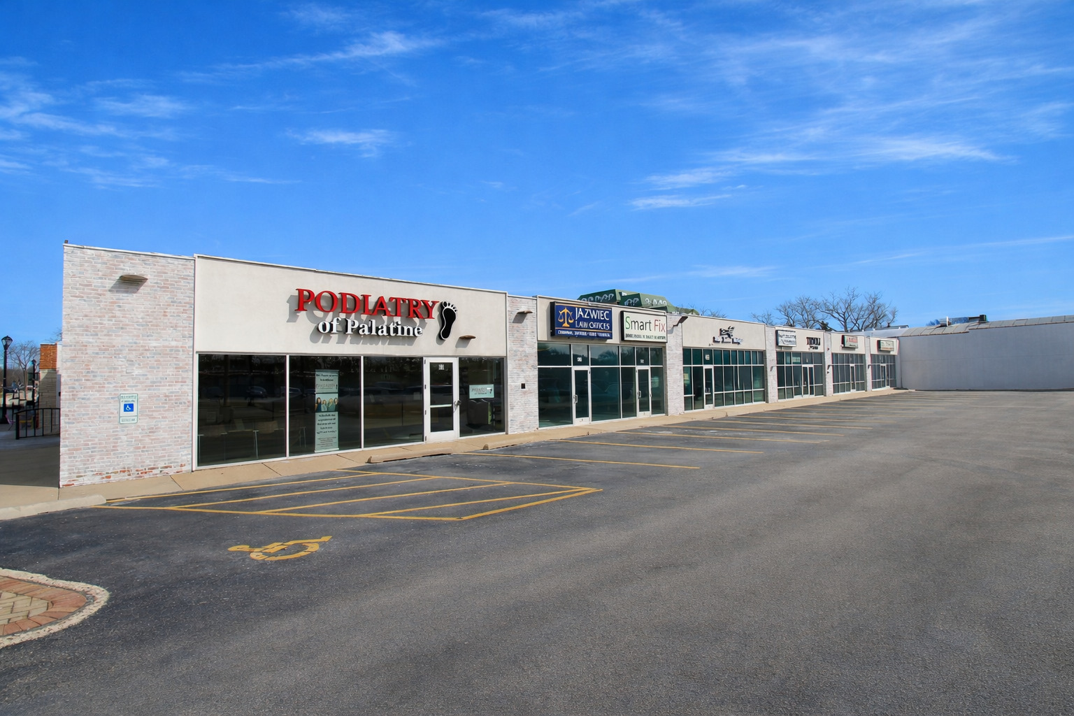 52 W Palatine Road, Palatine, IL 60067