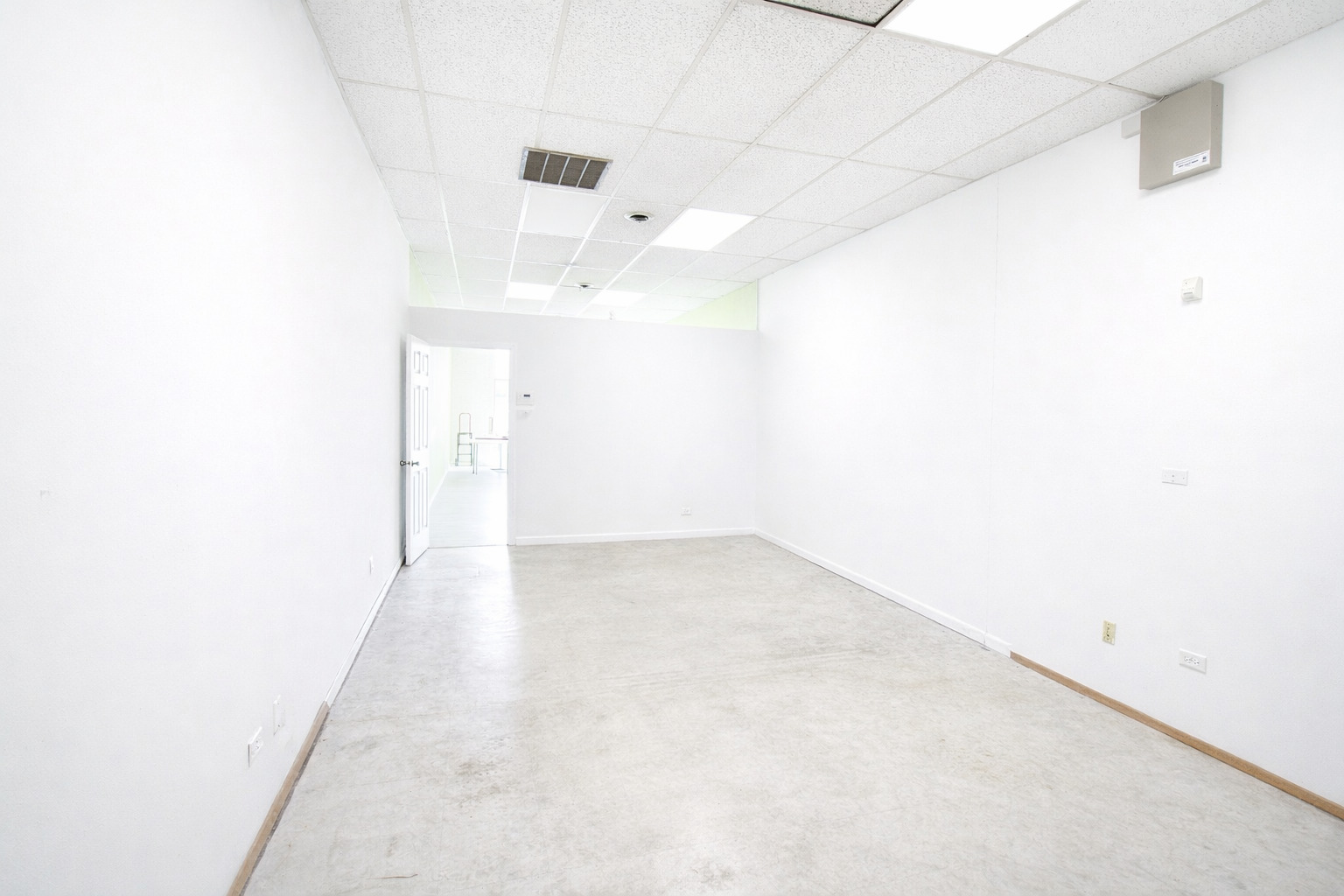 52 W Palatine Road, Palatine, IL 60067