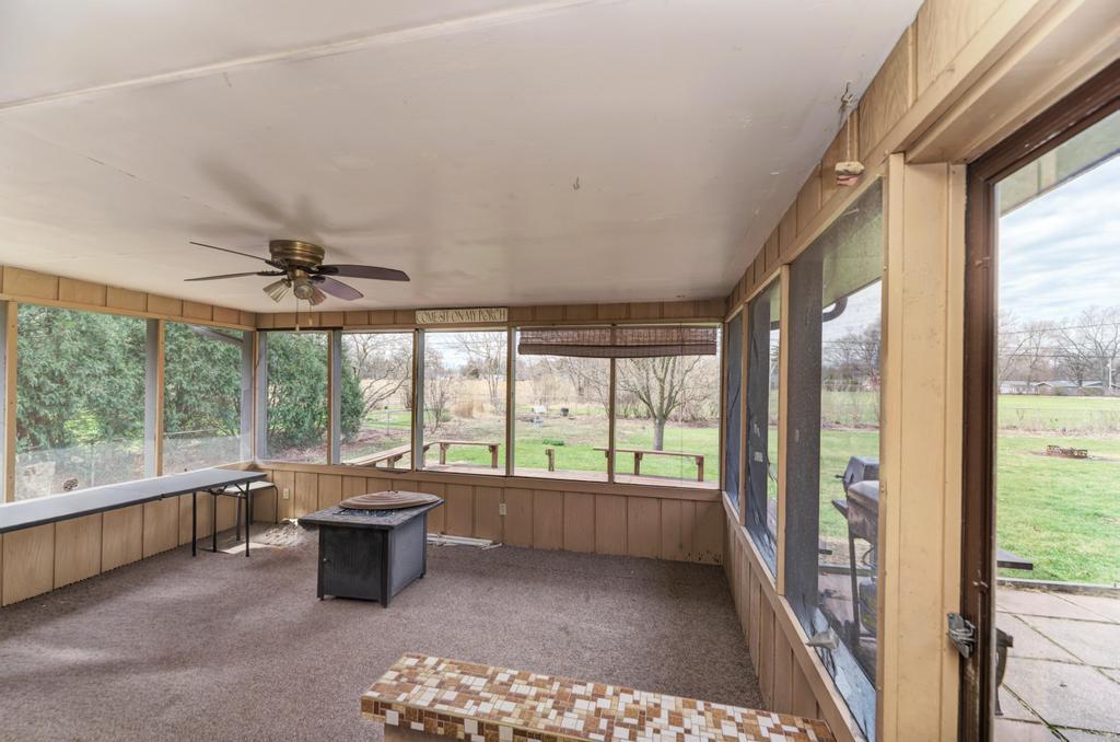 407 Farmington Avenue, Joliet, IL 60435