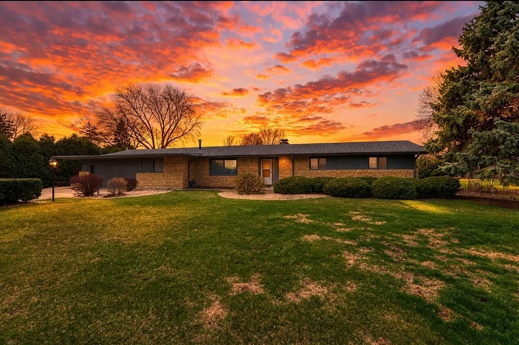 407 Farmington Avenue, Joliet, IL 60435