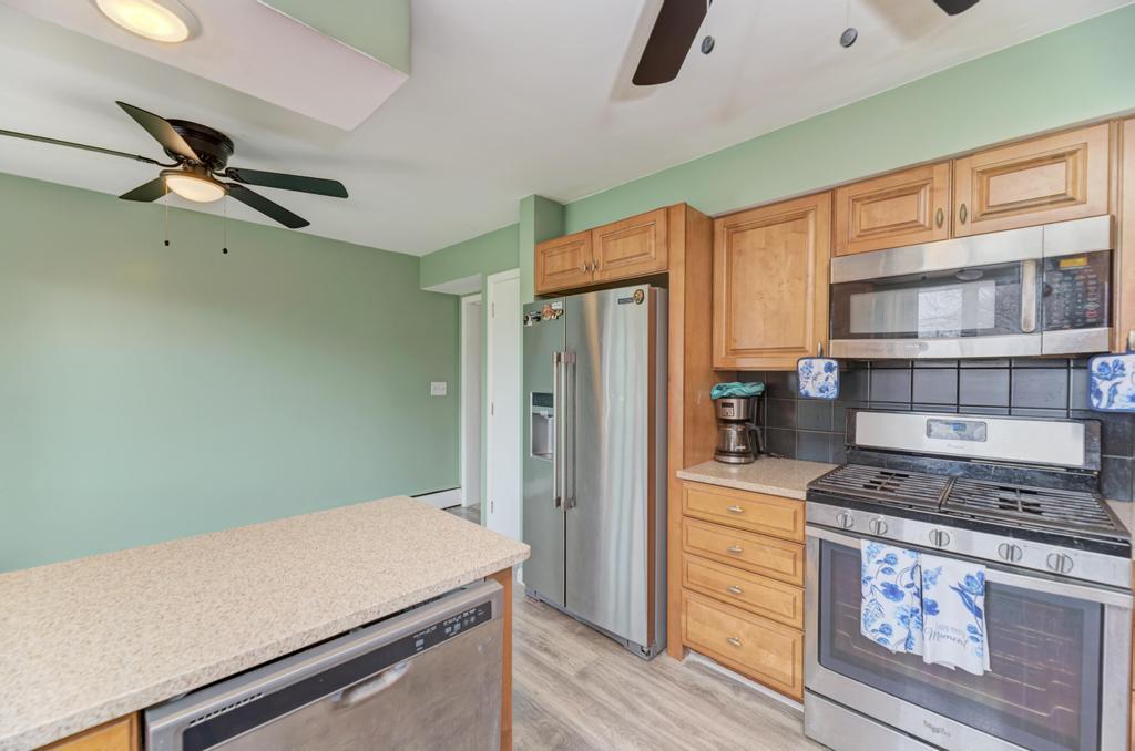 407 Farmington Avenue, Joliet, IL 60435