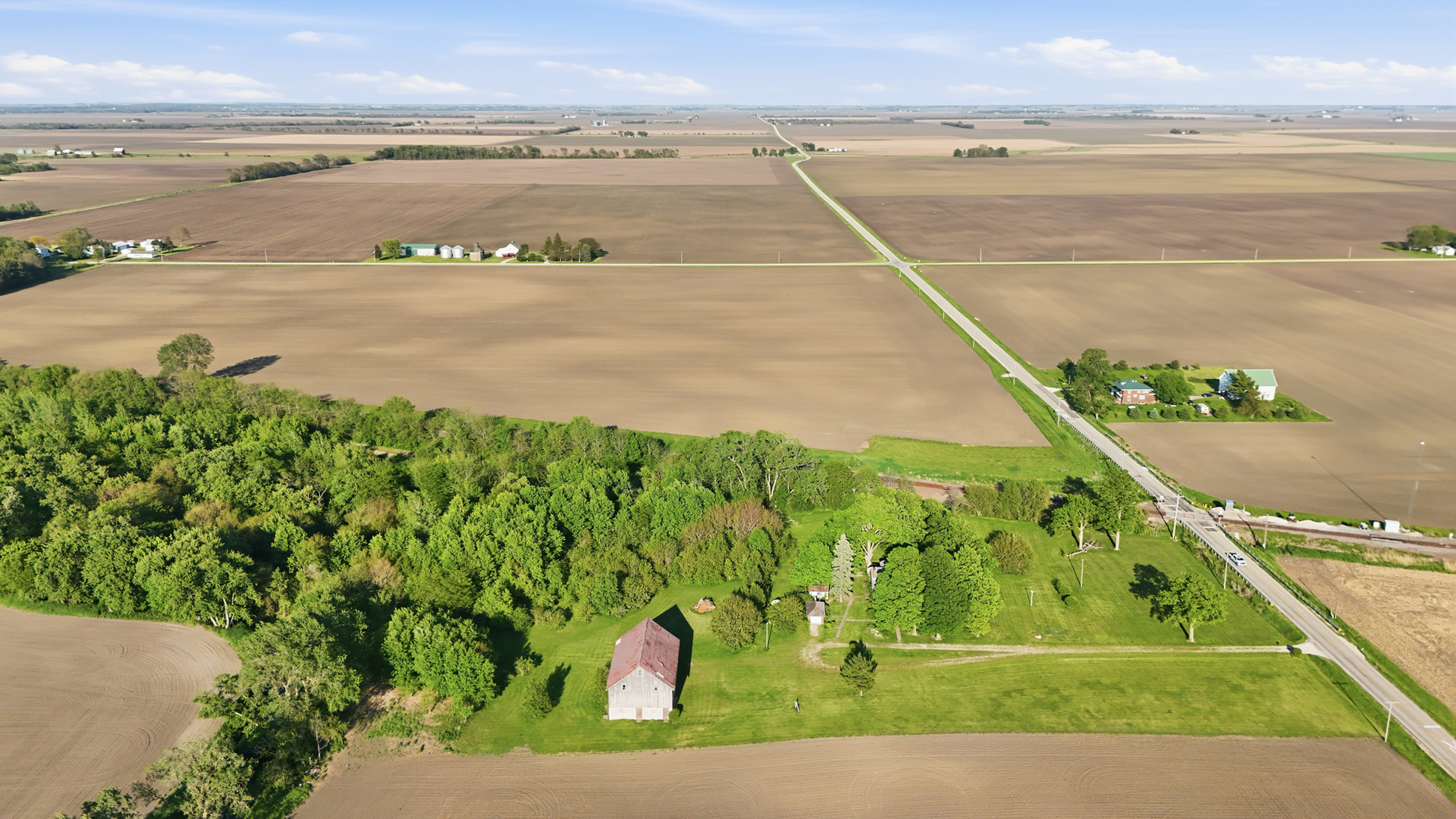 1764 E 500 North Road, Cissna Park, IL 60924