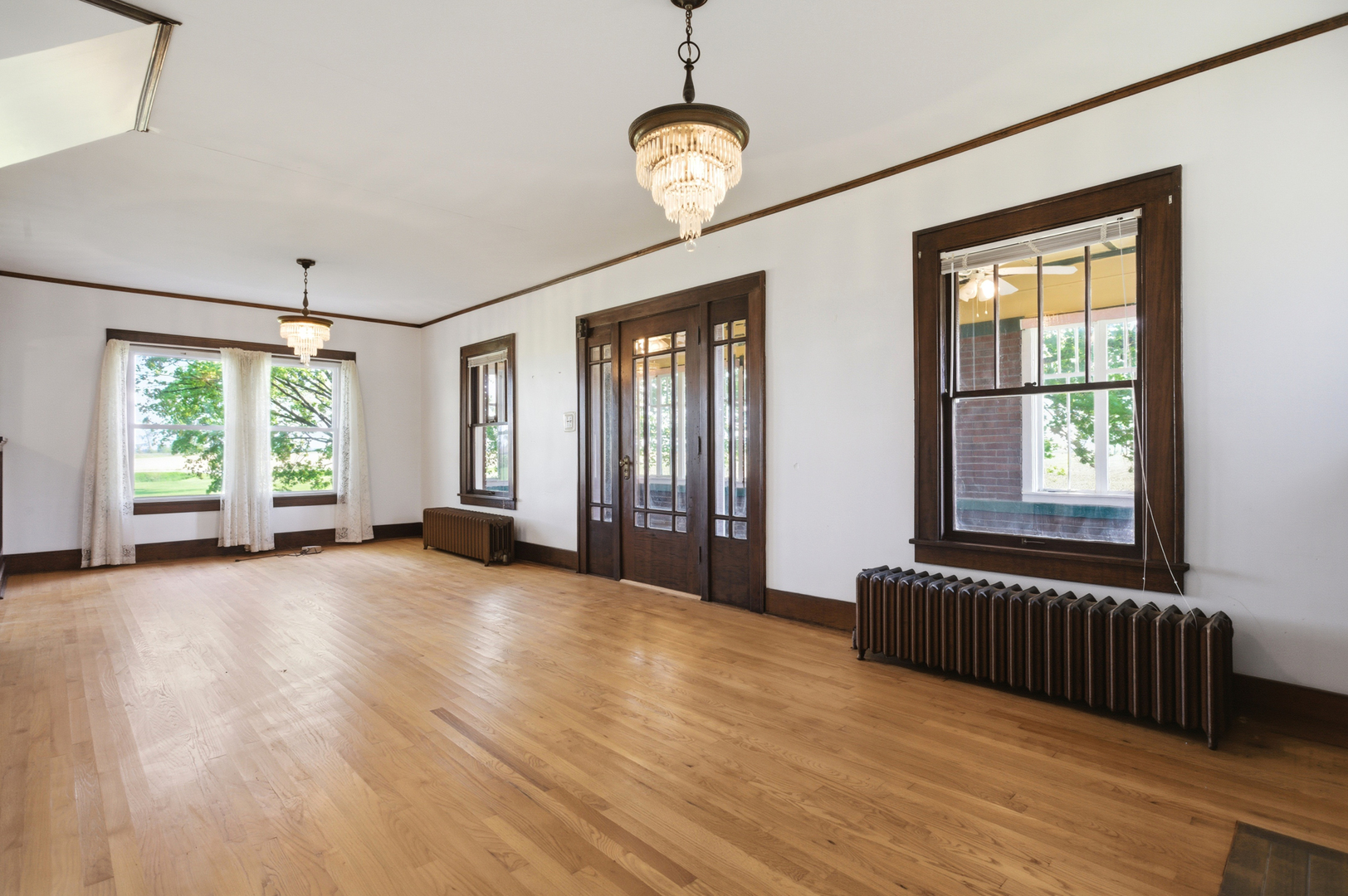 1764 E 500 North Road, Cissna Park, IL 60924