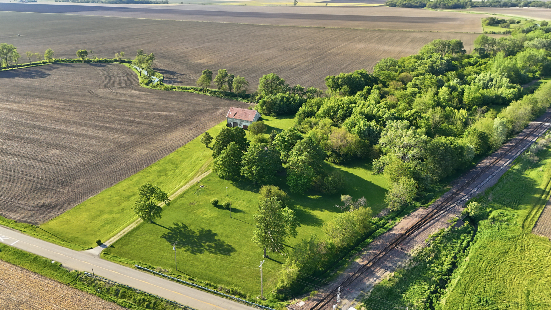 1764 E 500 North Road, Cissna Park, IL 60924
