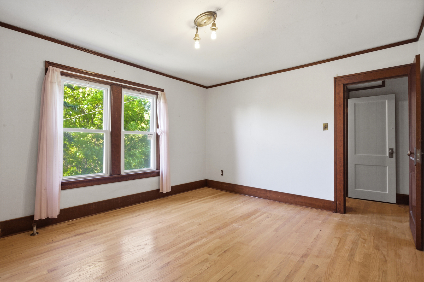 1764 E 500 North Road, Cissna Park, IL 60924