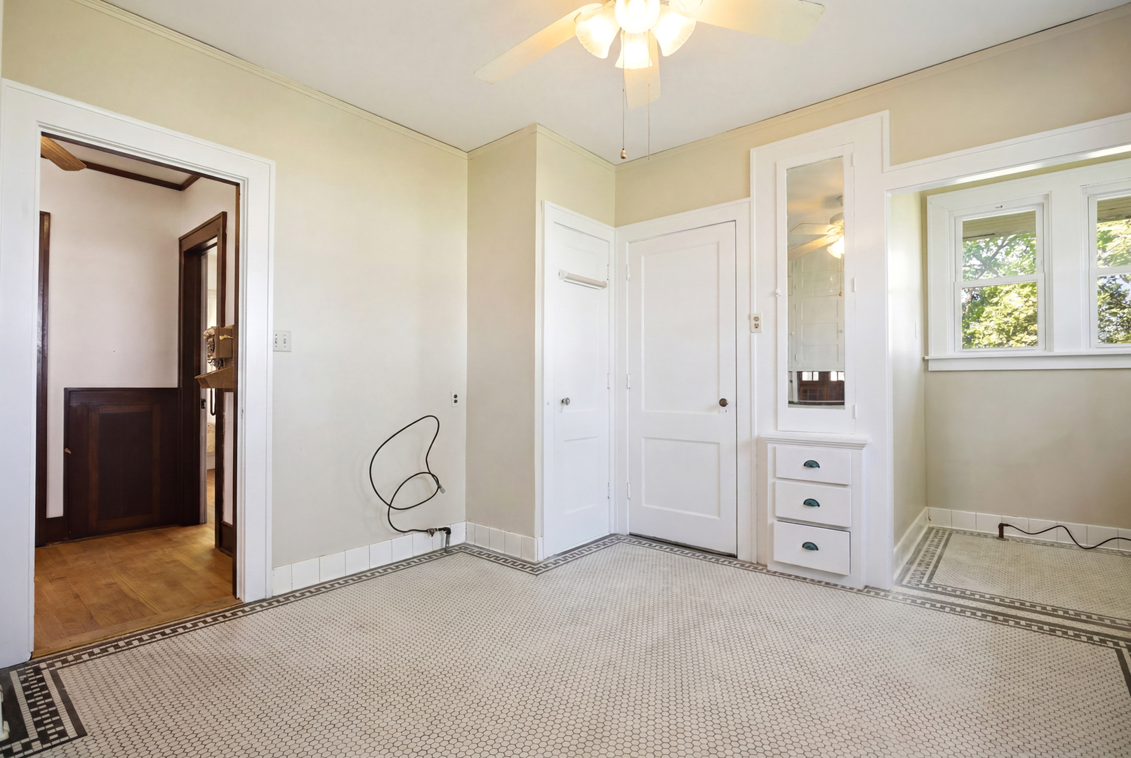 1764 E 500 North Road, Cissna Park, IL 60924