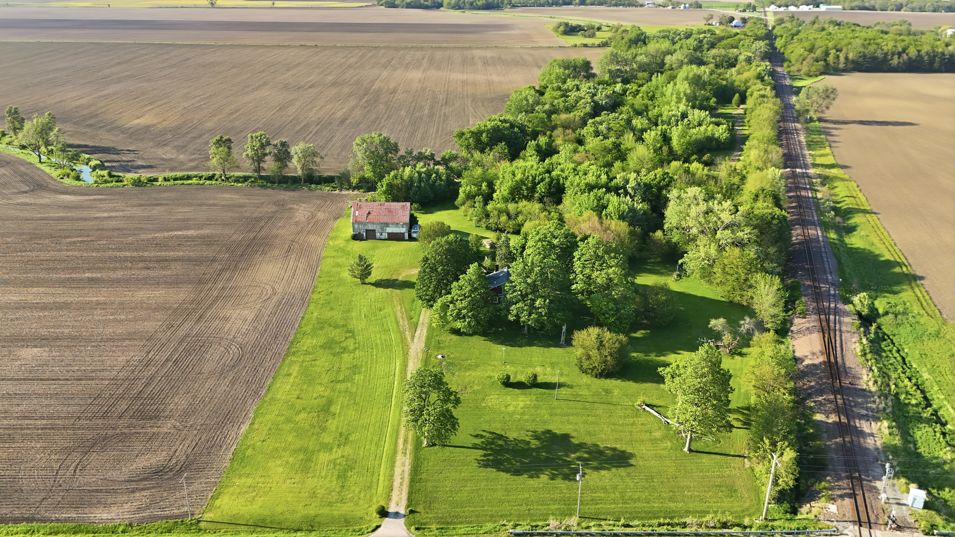 1764 E 500 North Road, Cissna Park, IL 60924
