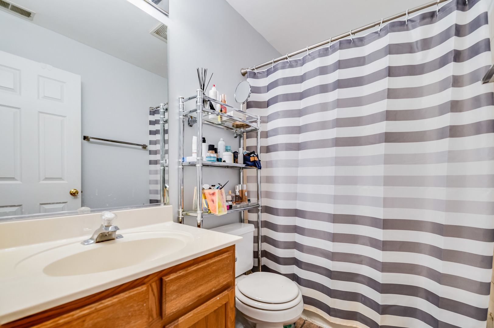 8257 Ripple Ridge, Darien, IL 60561