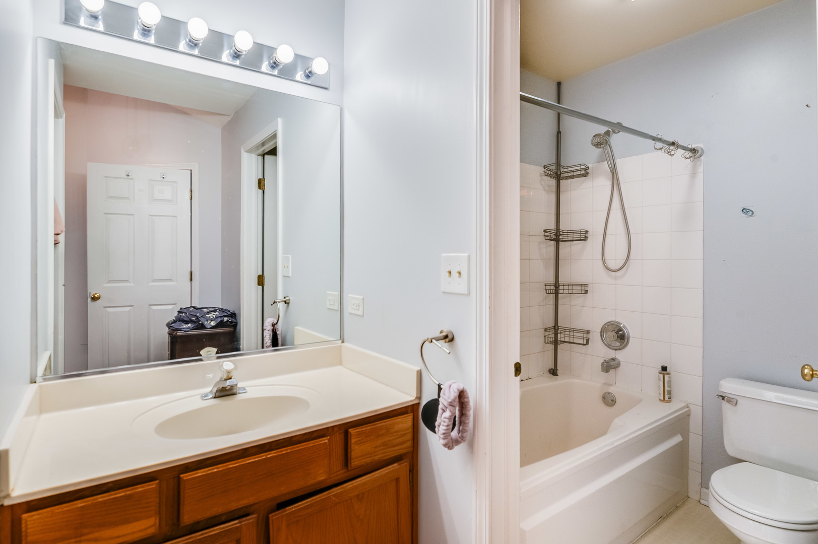 8257 Ripple Ridge, Darien, IL 60561