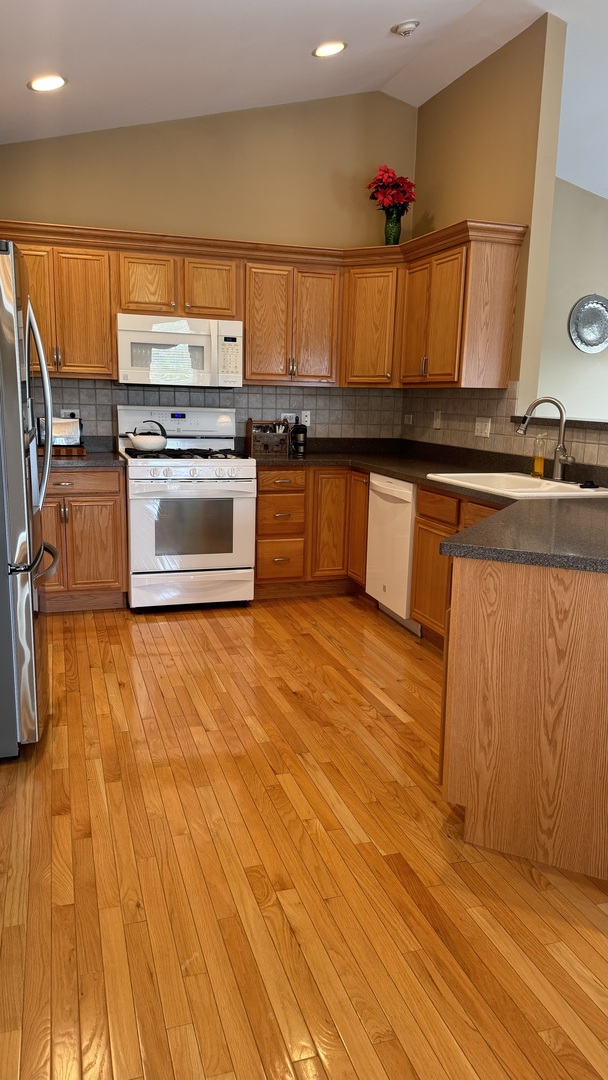 Naperville, IL 60564