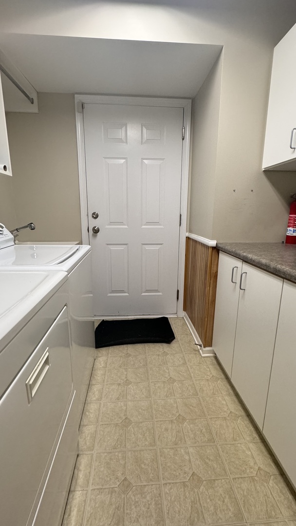 Naperville, IL 60564