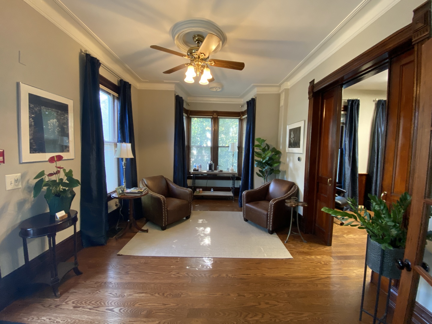 137 W Park Avenue, Libertyville, IL 60048