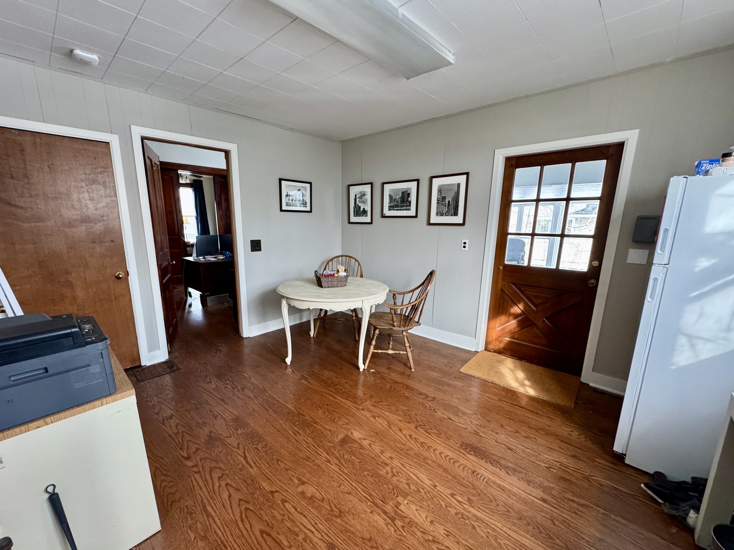 137 W Park Avenue, Libertyville, IL 60048