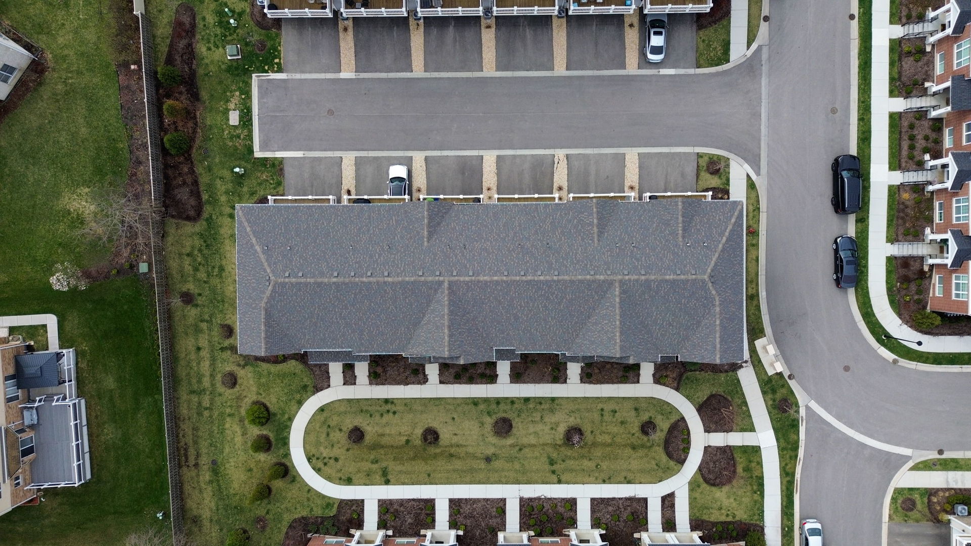 218 Timberleaf Circle, Roselle, IL 60172