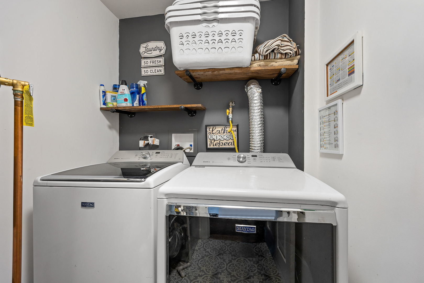 1962 Rena Lane, Yorkville, IL 60560