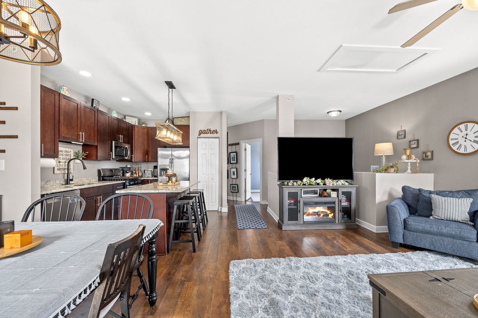 1962 Rena Lane, Yorkville, IL 60560