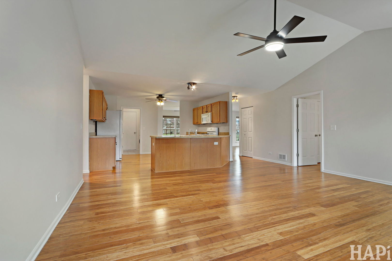 1013 Kimberly Lane, Antioch, IL 60002