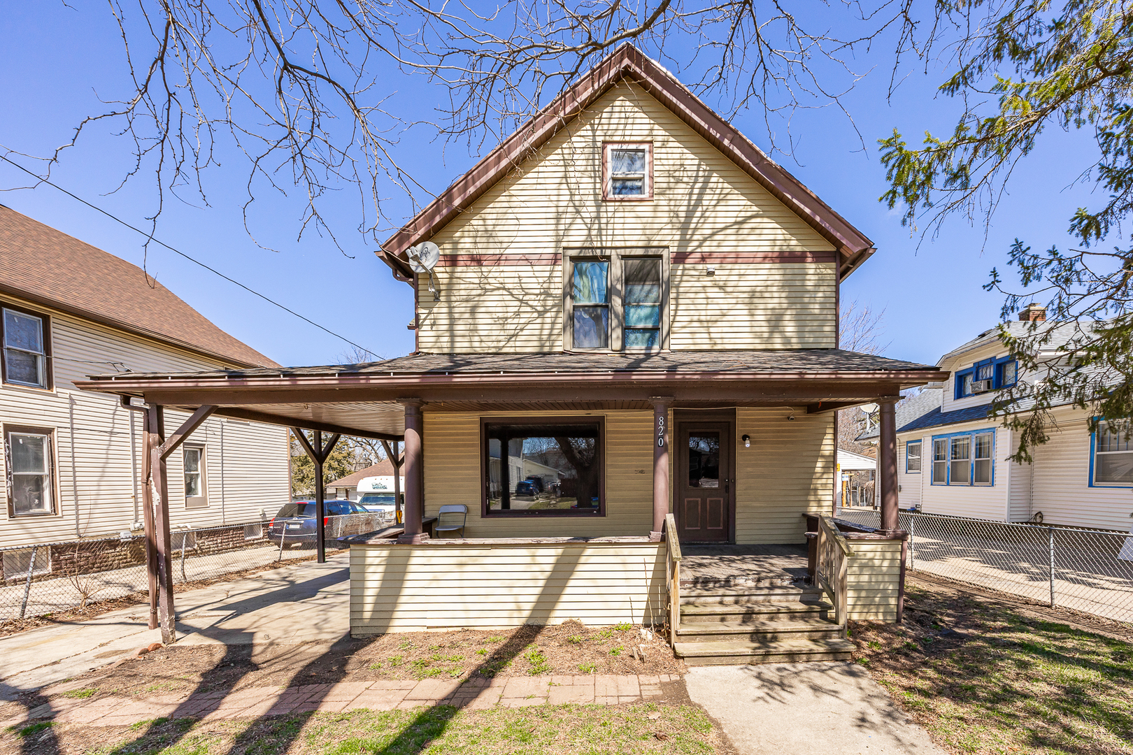 820 SPRING Street, Aurora, IL 60506