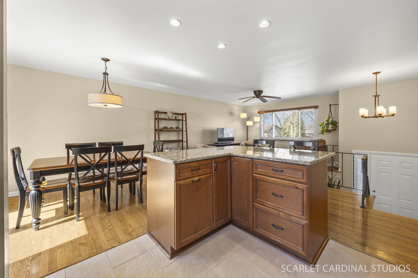 763 E Division Street, Lombard, IL 60148