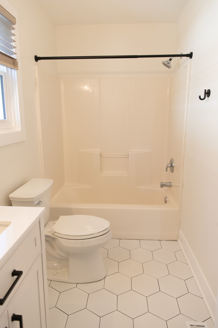 713 Stevens Street #713, Geneva, IL 60134