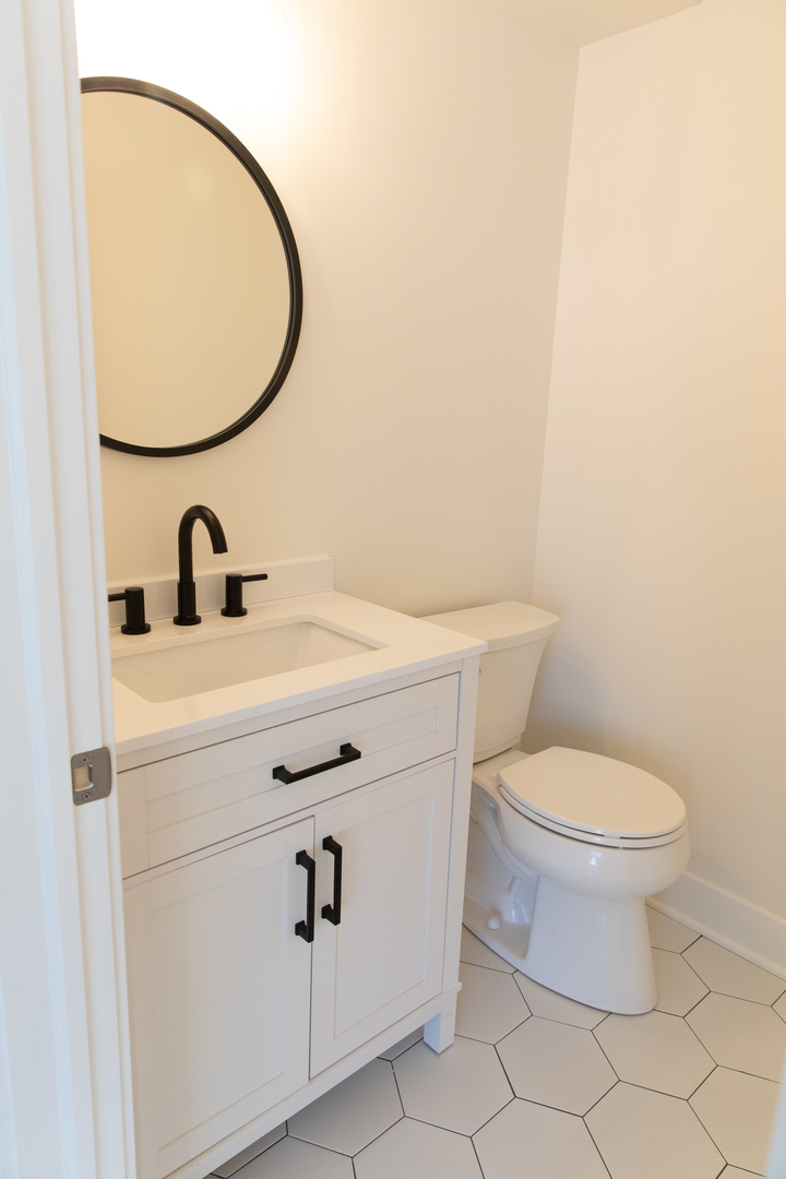 713 Stevens Street #713, Geneva, IL 60134