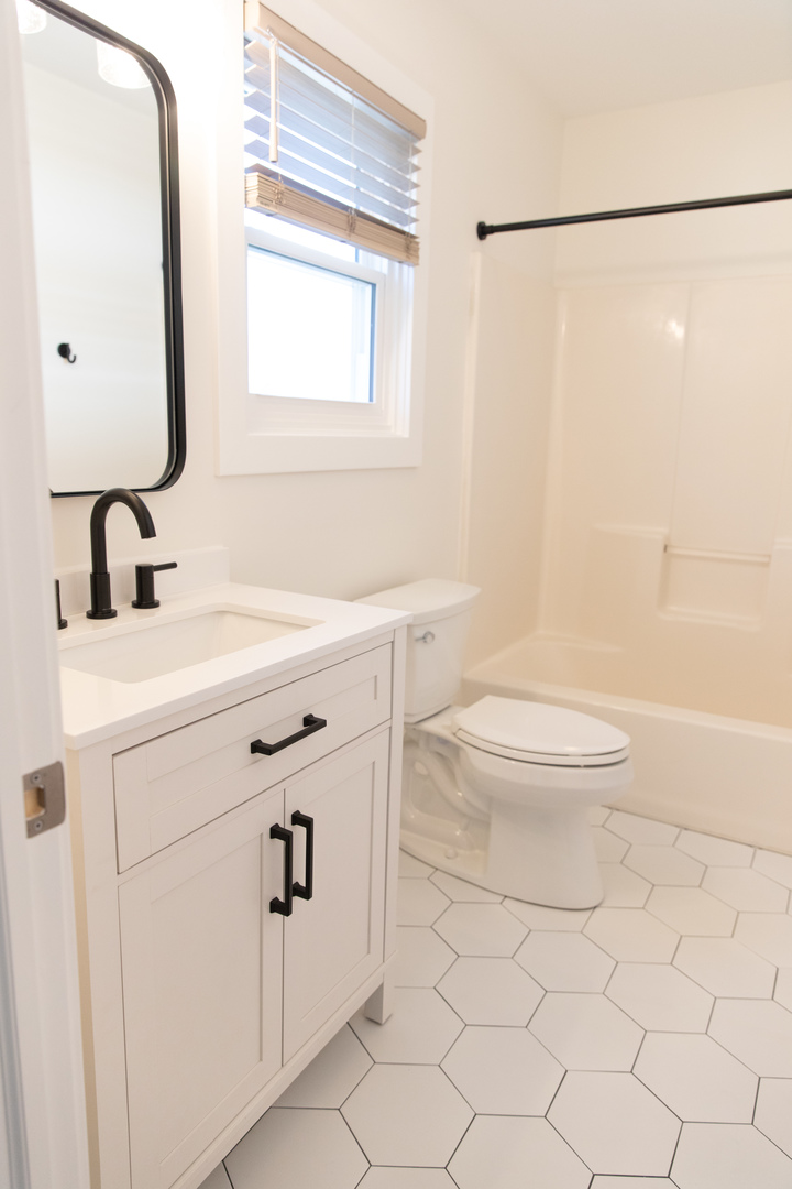 713 Stevens Street #713, Geneva, IL 60134