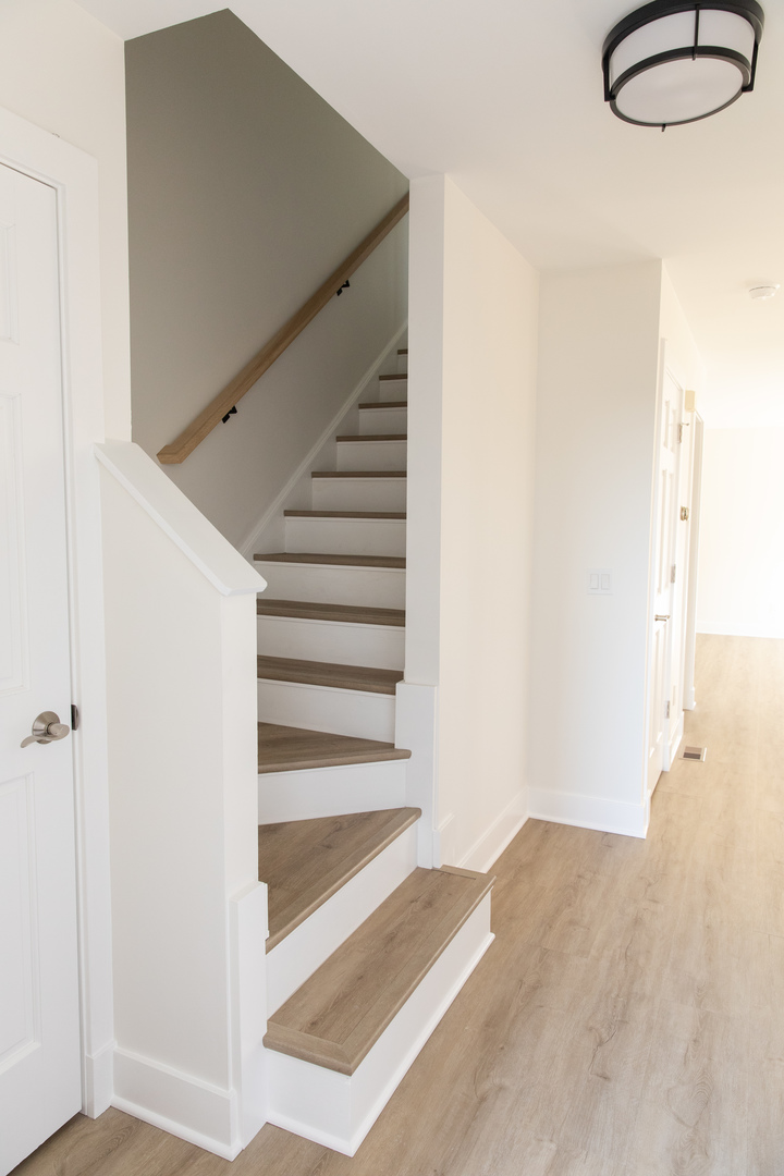 713 Stevens Street #713, Geneva, IL 60134