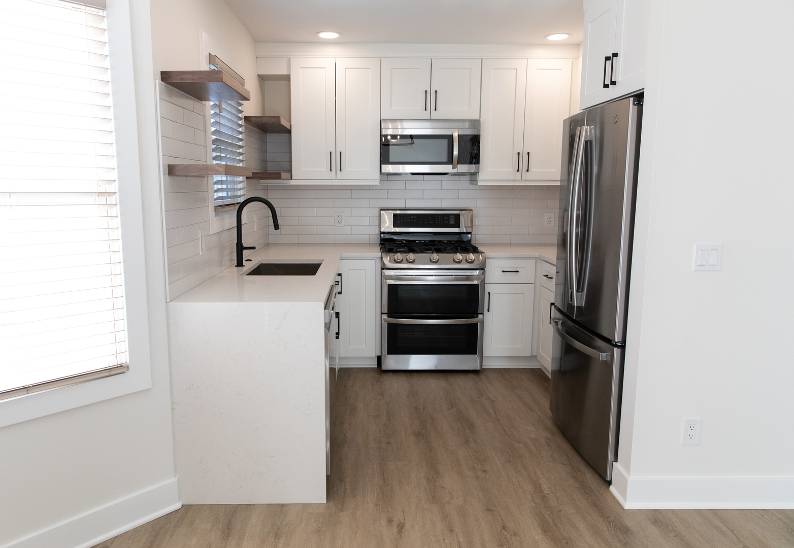 713 Stevens Street #713, Geneva, IL 60134