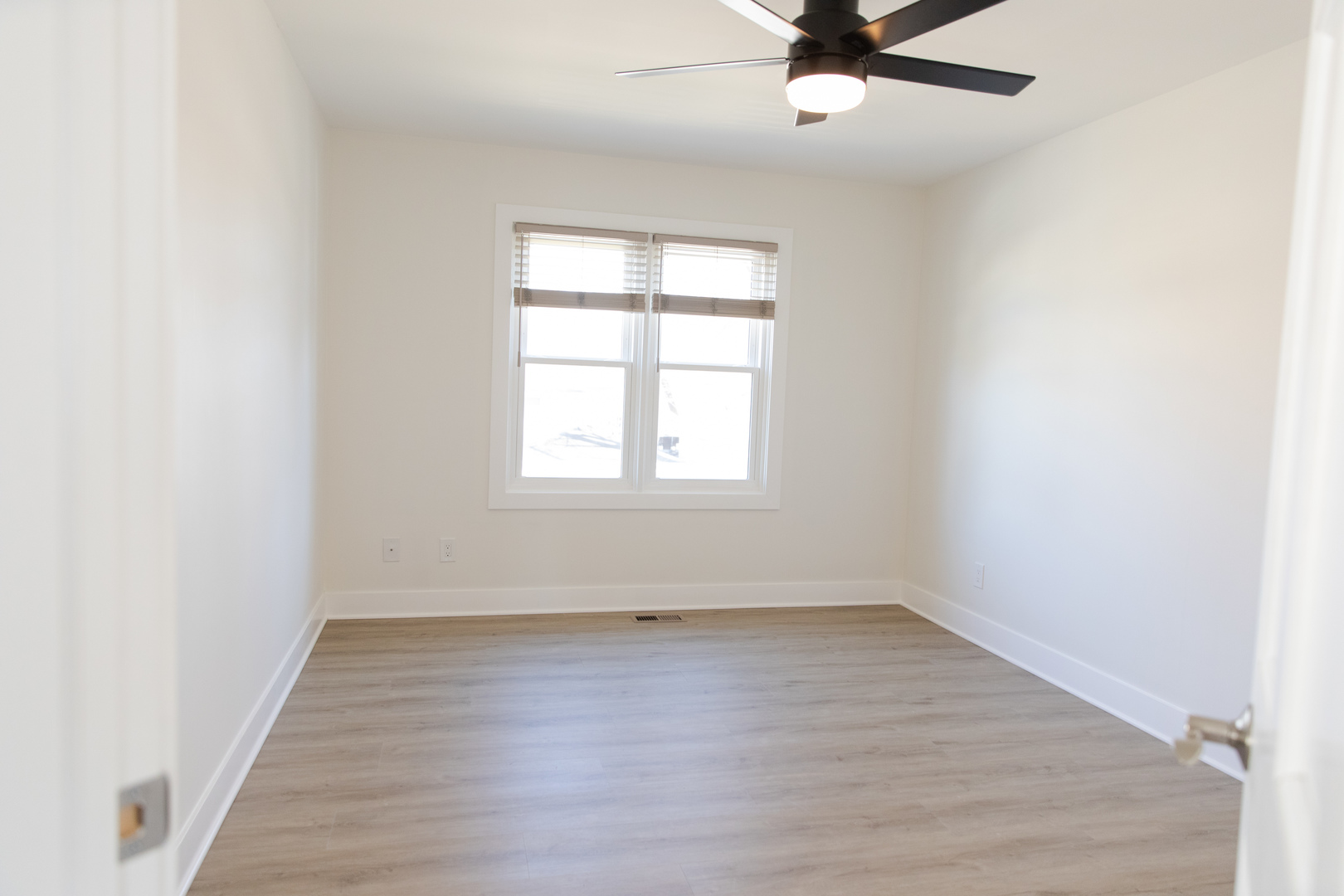 713 Stevens Street #713, Geneva, IL 60134