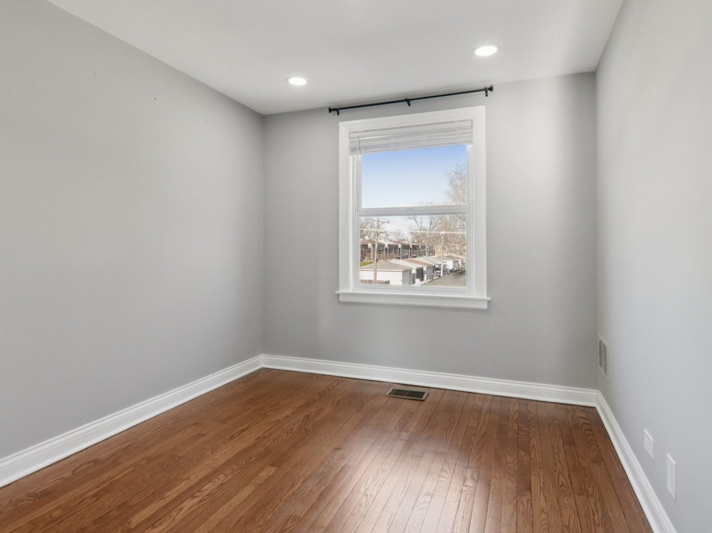 4208 Oak Street, Bellwood, IL 60104