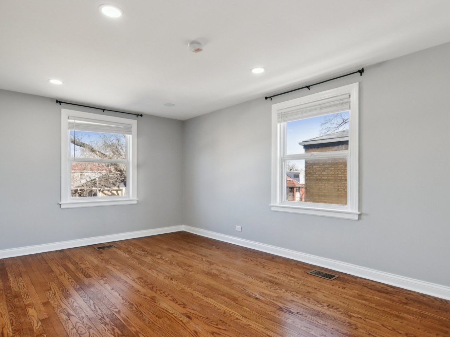 4208 Oak Street, Bellwood, IL 60104