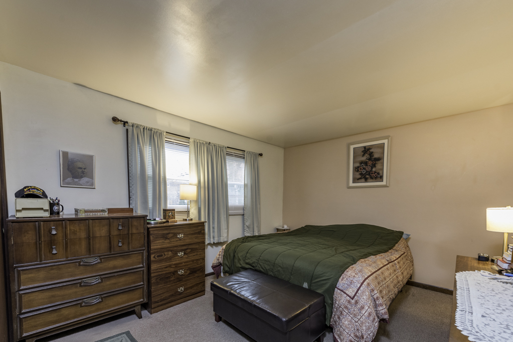 547 Phillips Circle, Antioch, IL 60002