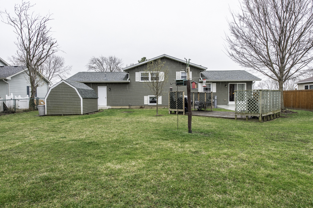 547 Phillips Circle, Antioch, IL 60002