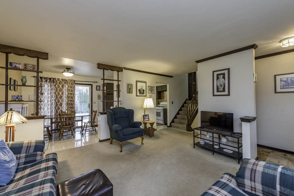 547 Phillips Circle, Antioch, IL 60002