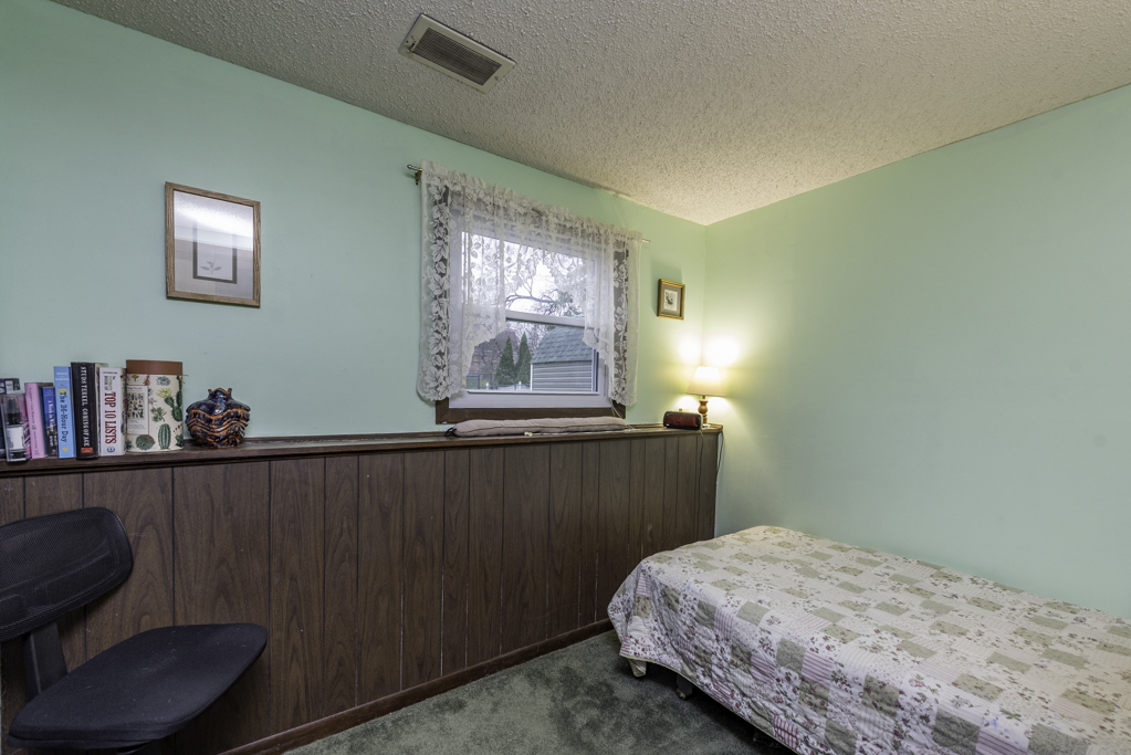 547 Phillips Circle, Antioch, IL 60002