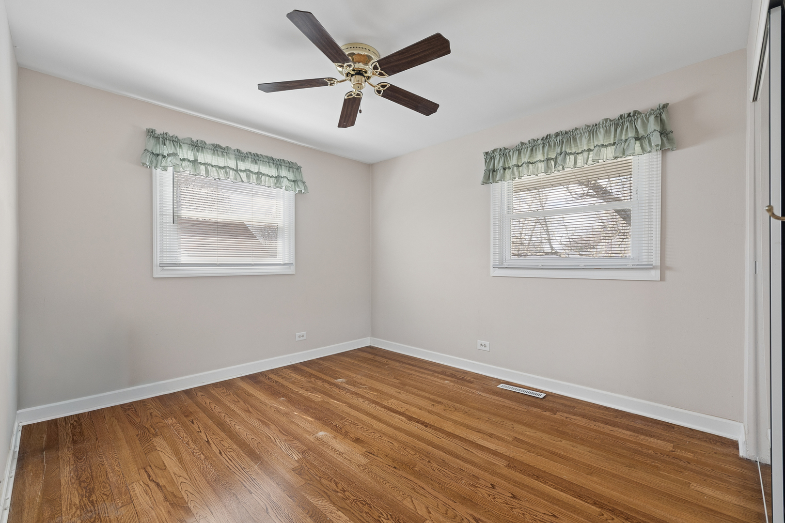 15257 Rob Roy Drive, Oak Forest, IL 60452