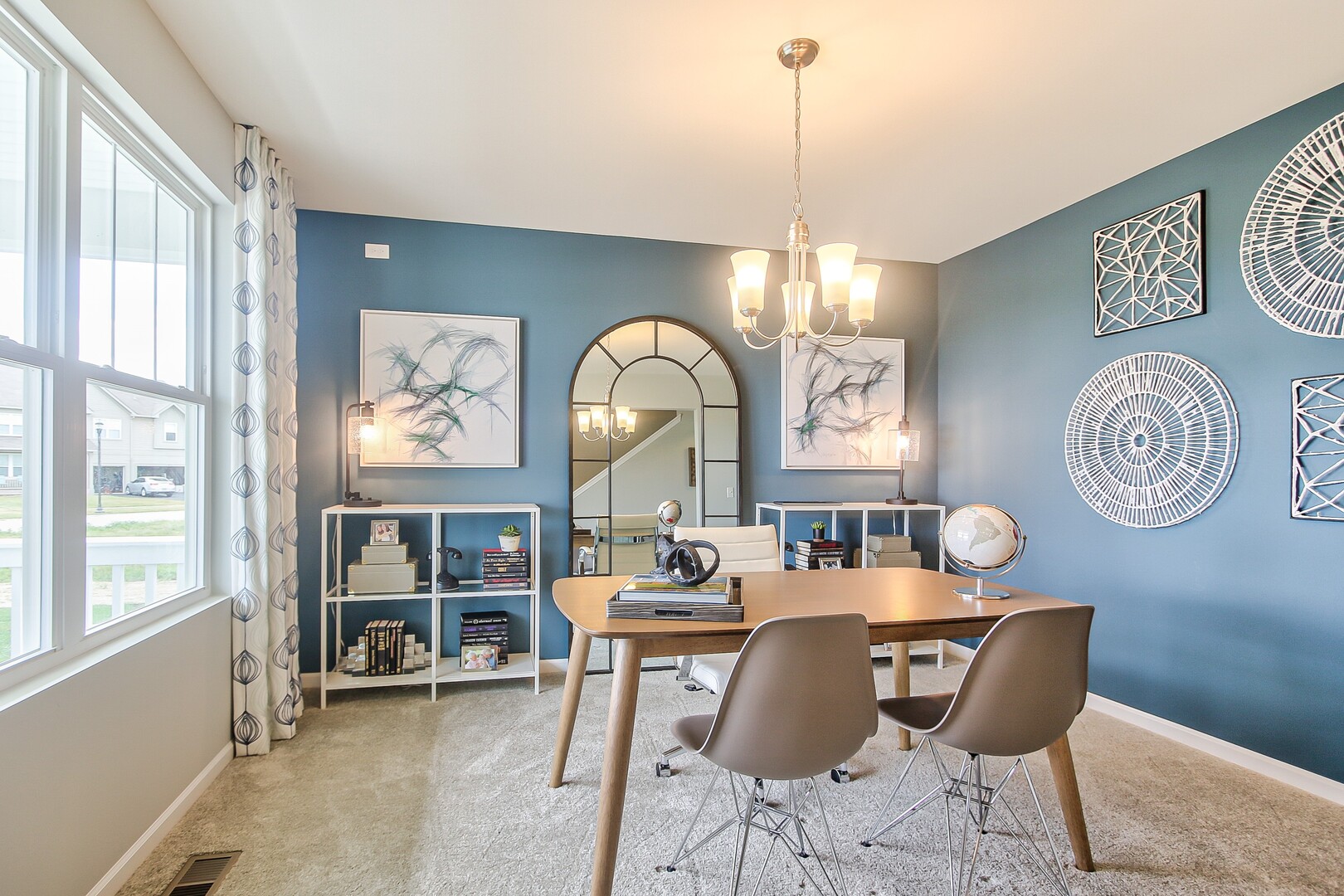 325 Monica Lane, Oswego, IL 60543