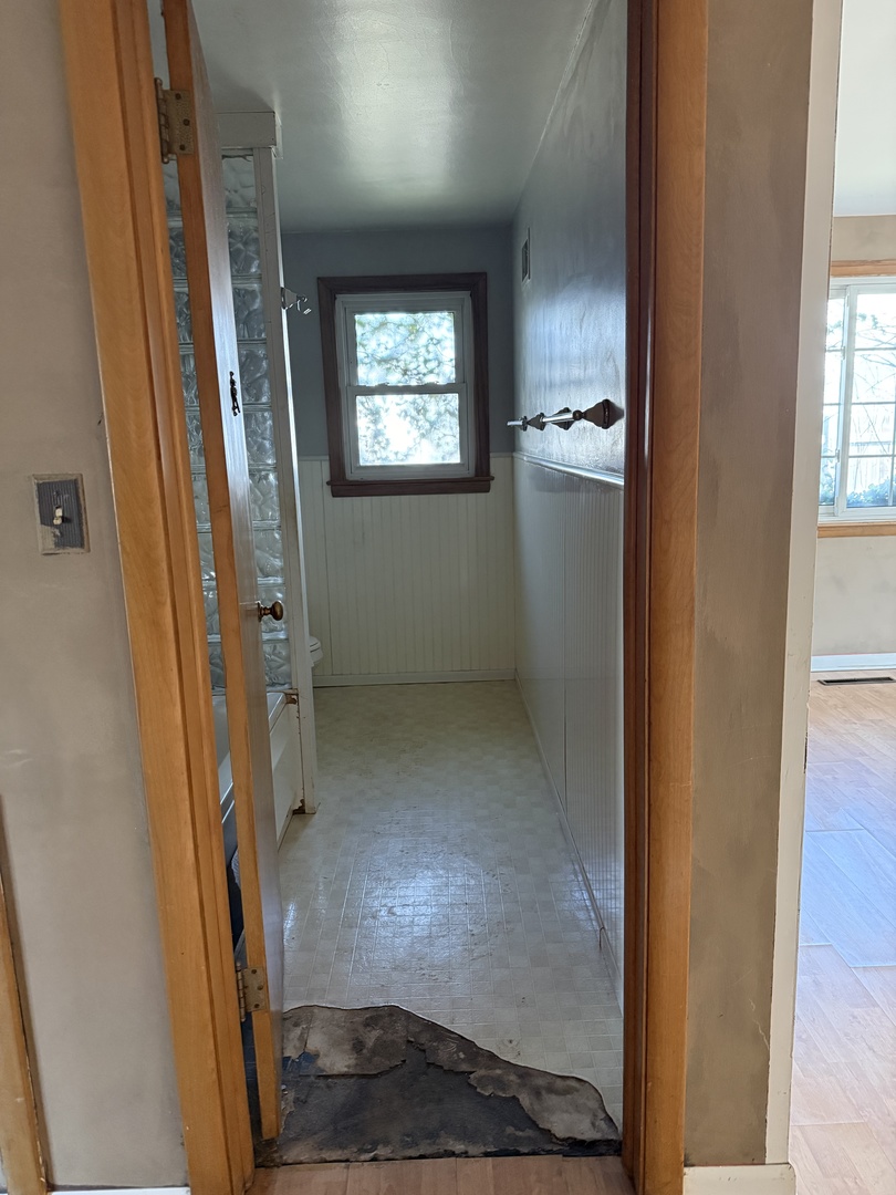 226 S Plum Grove Road, Palatine, IL 60067