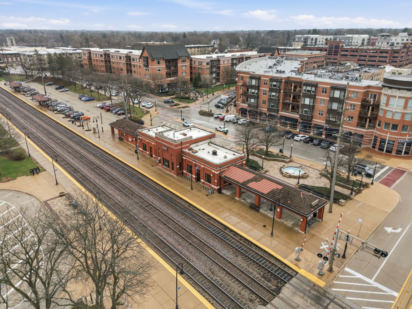 4425 Wilson Avenue, Downers Grove, IL 60515