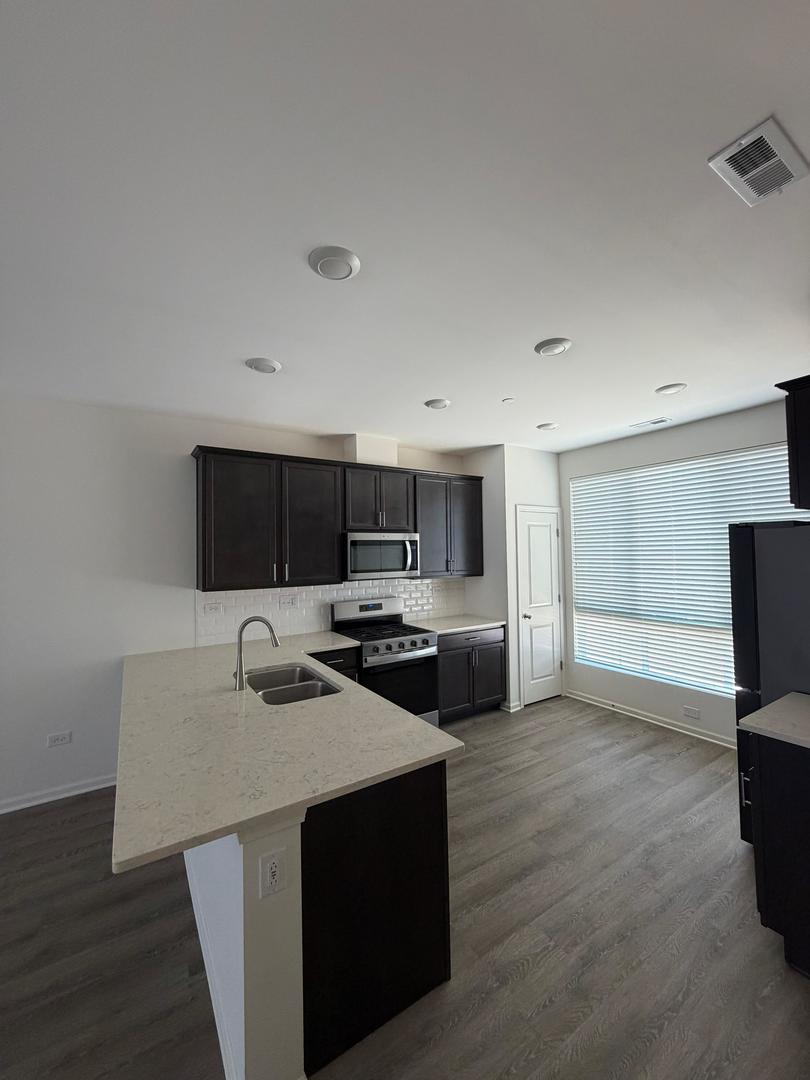 2315 Prestige Place #2315, Schaumburg, IL 60173