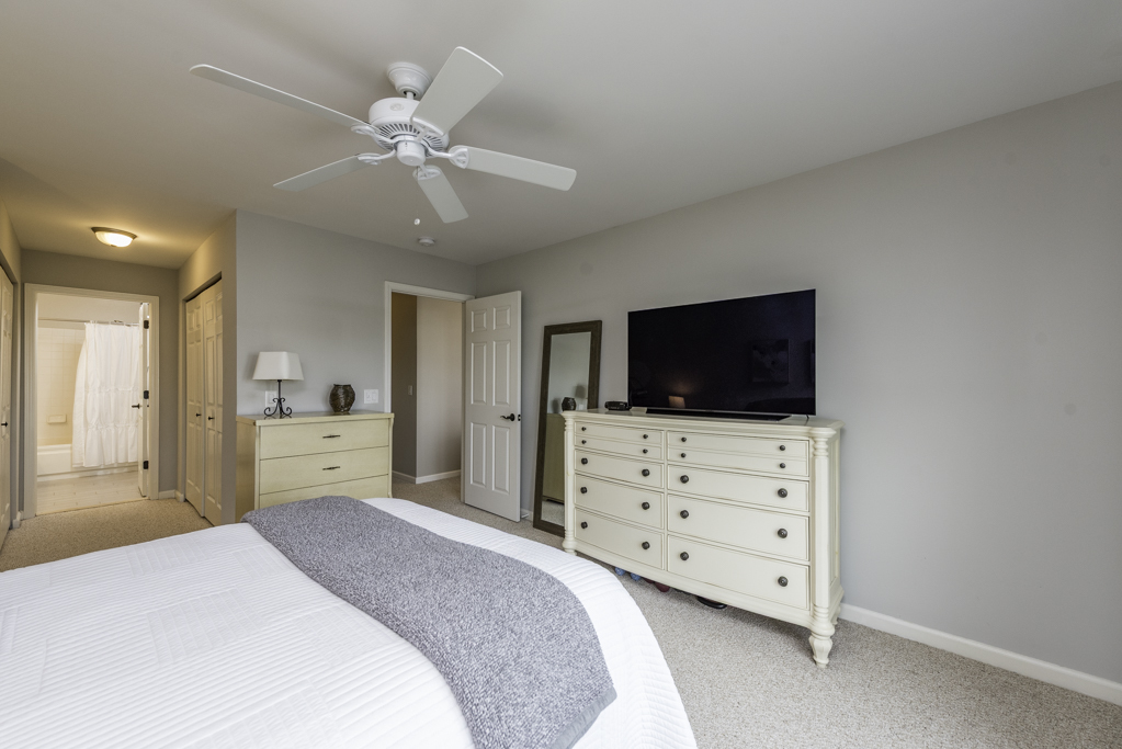 107 Templeton Street, Lake Bluff, IL 60044