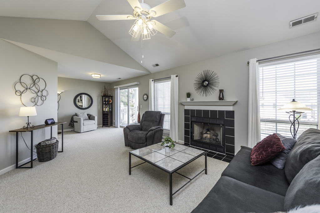 107 Templeton Street, Lake Bluff, IL 60044