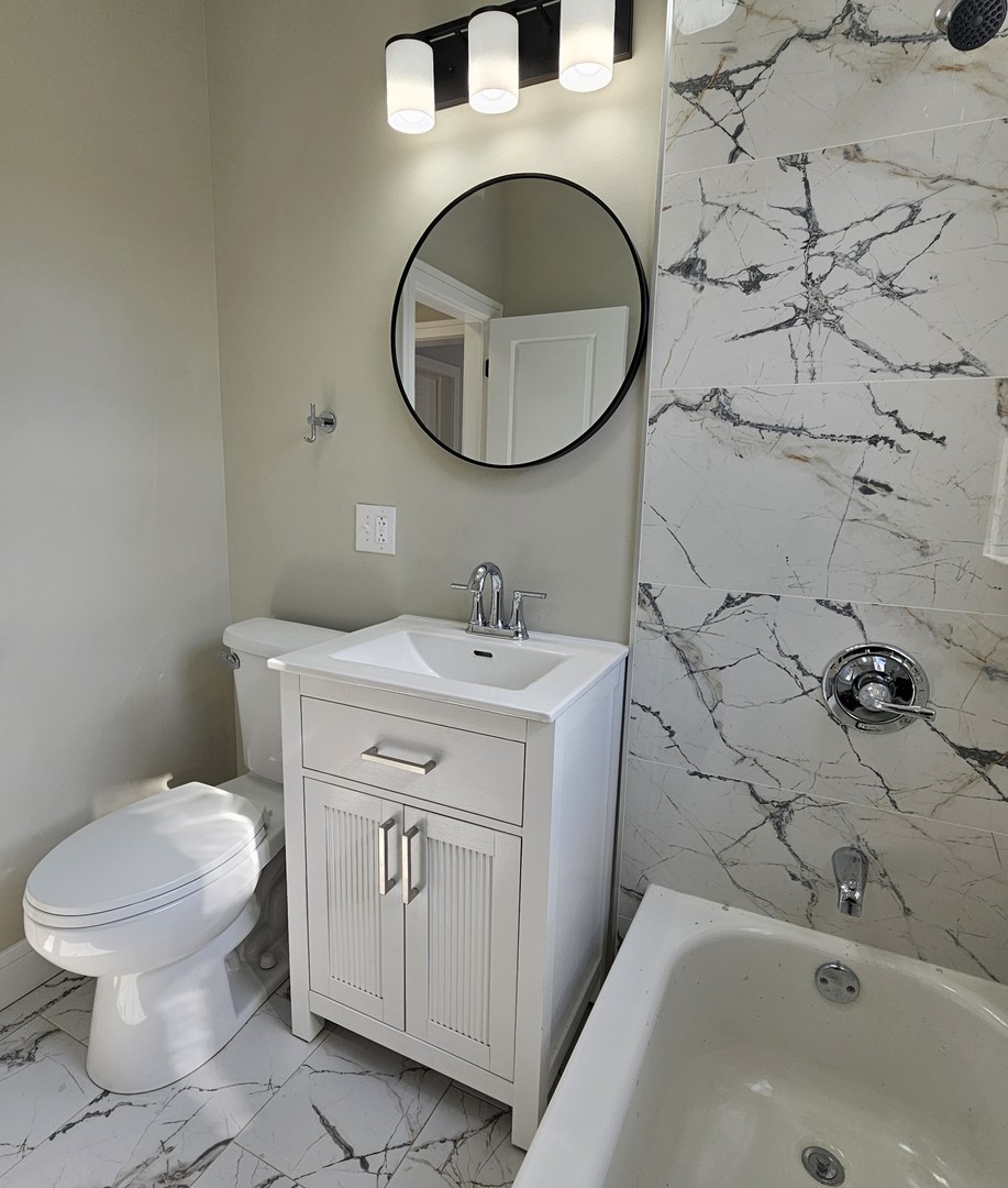 717 N Homan Avenue, Chicago, IL 60624