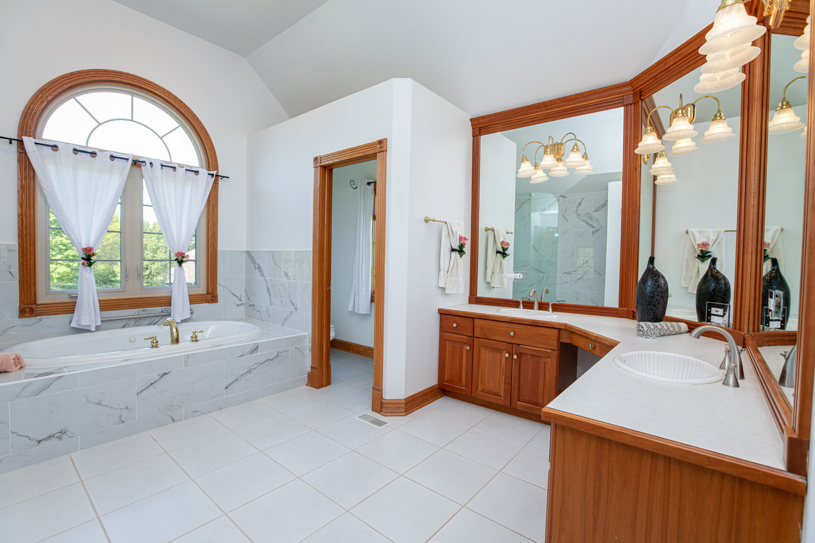 4N365 Saint Andrews Trace Lane, West Chicago, IL 60185