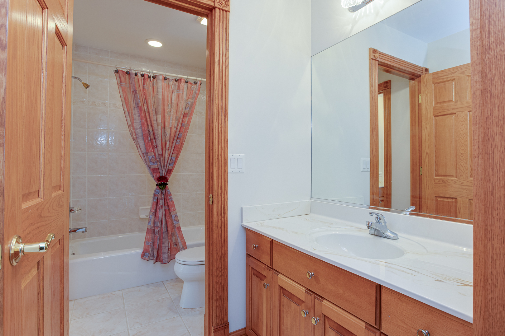 4N365 Saint Andrews Trace Lane, West Chicago, IL 60185