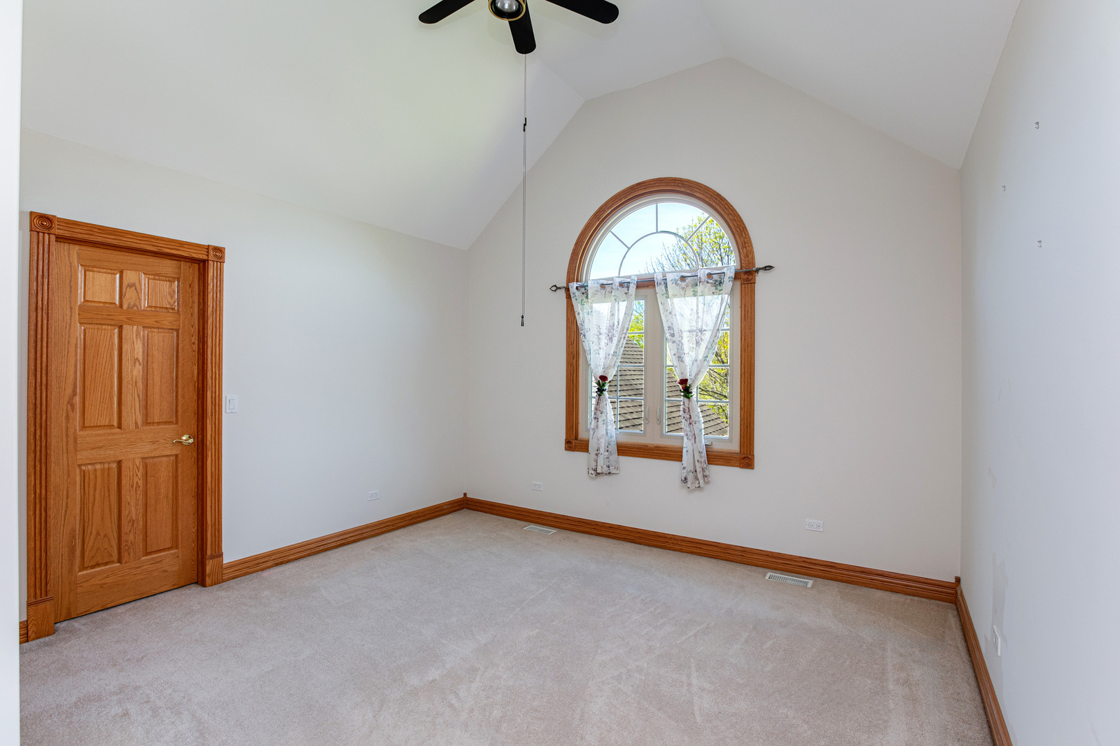 4N365 Saint Andrews Trace Lane, West Chicago, IL 60185