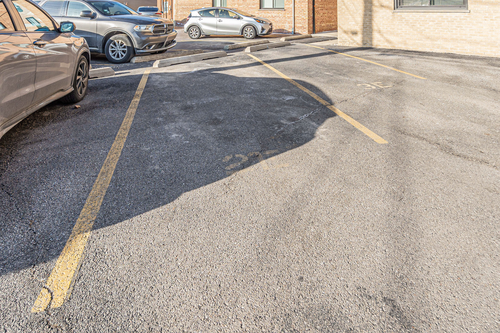 6870 N Northwest Highway #2F, Chicago, IL 60631