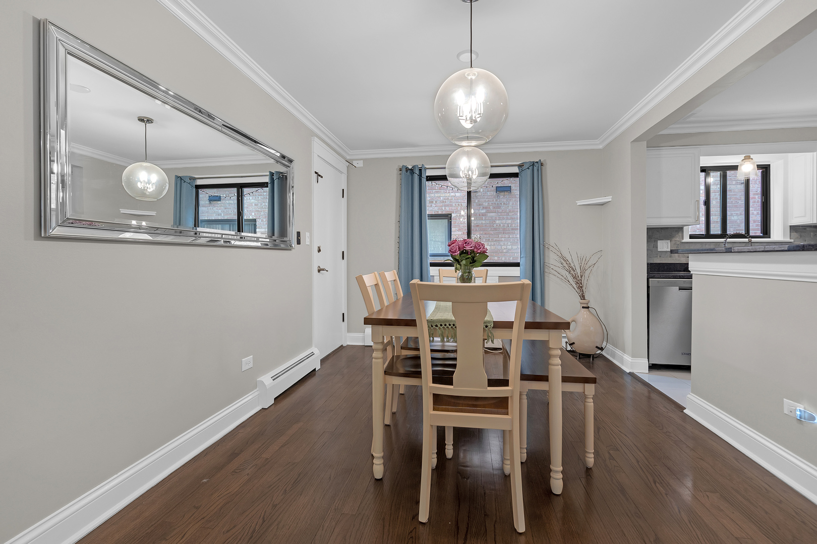 6870 N Northwest Highway #2F, Chicago, IL 60631